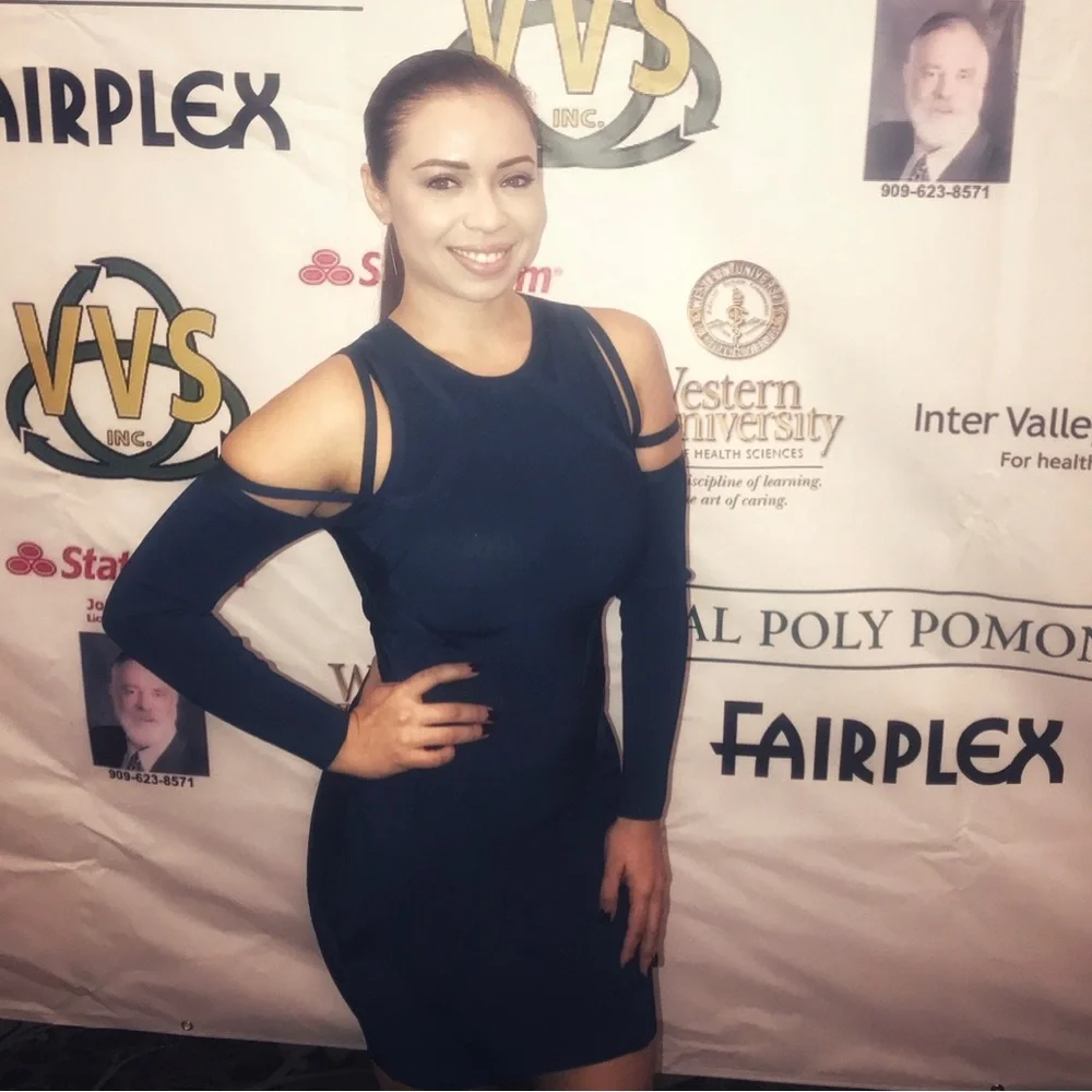 XS cutout Marciano bandage dress - Picture 3 of 3